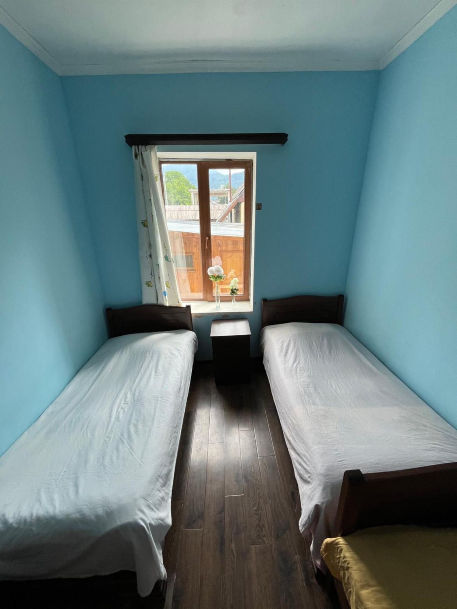 Вилла Wooden House Местия Экстерьер фото